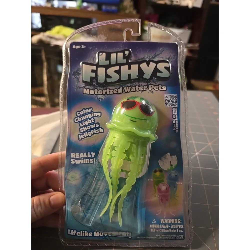 Lil' Fishys Motorized Water Pet 